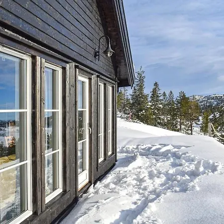 Feriehus Cozy, Traditional At Kyrkjebygdheia *