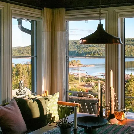 Cozy, Traditional At Kyrkjebygdheia * Fjone
